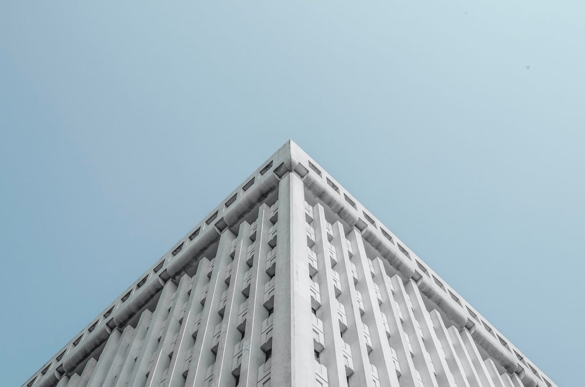 杏彩体育-重庆马拉松一位神级跑者在42公里处猝死，抢救细节与警醒