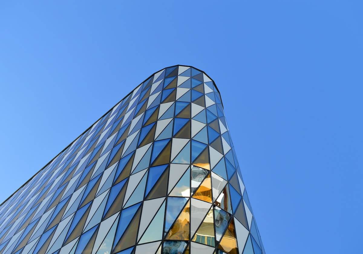 杏彩体育-重庆马拉松一位神级跑者在42公里处猝死，抢救细节与警醒